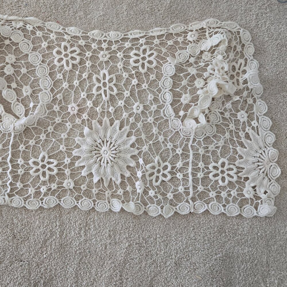 Crochet blouse - Picture 4 of 5